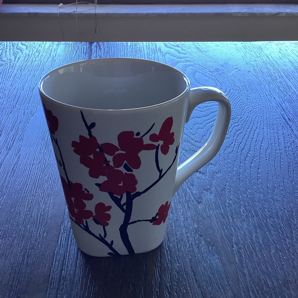 Coventry Red and Black Floral Mug Holds 8 Oz